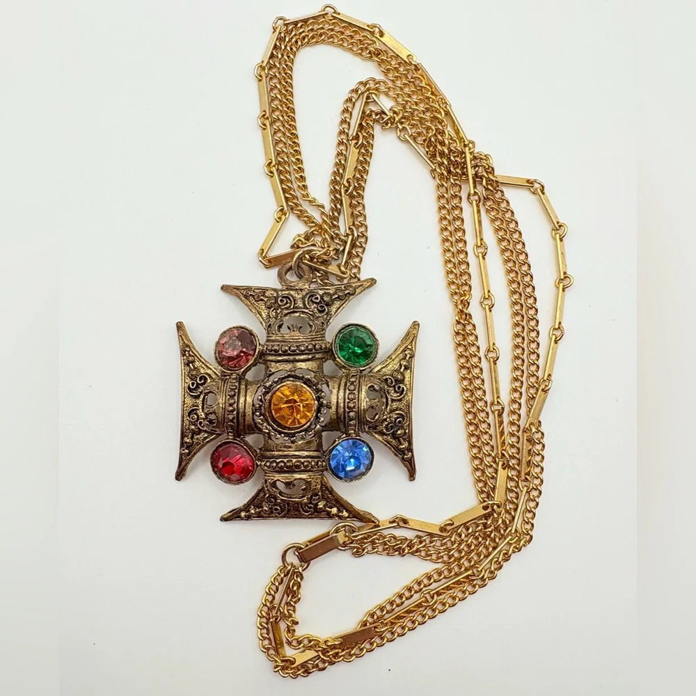 [SOLD] Vintage Gold Tone Multi Color Rhinestone Maltese Cross Pendant Necklace - Picture 3 of 9